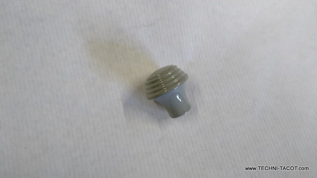 Bouton gris pour tableau de bord Ford Vedette