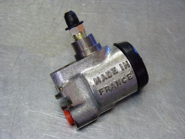 Cylindre frein AV - 1954 - Ford - Vendôme - Comète