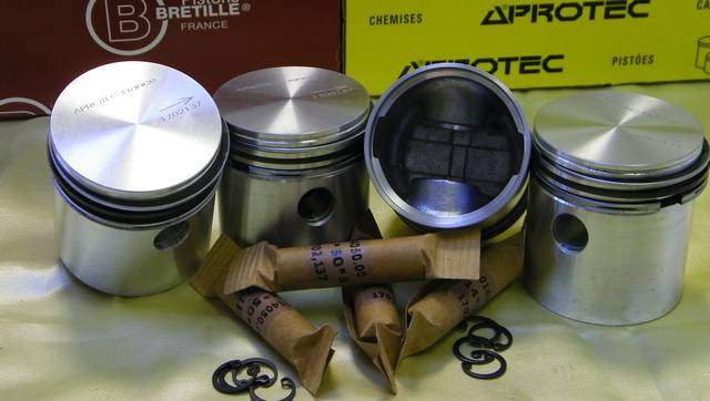 Jeu de 4 pistons complets - Ø 76.00 mm - Renault Prima 4 et KZ - plat