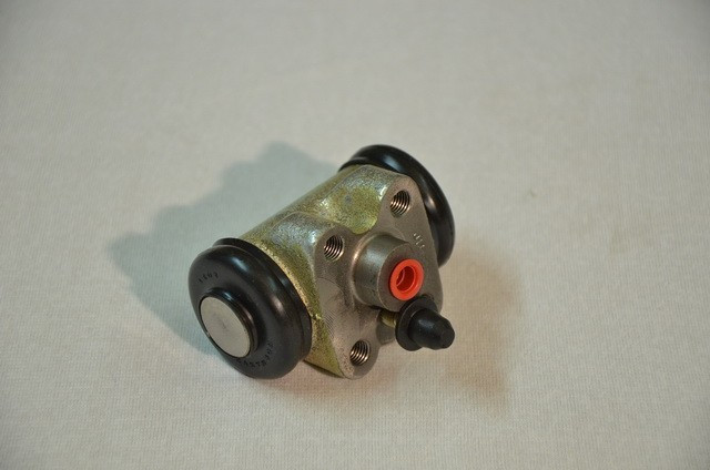 Cylindre frein arriere 18.2 ou 19 mm Simca Versailles
