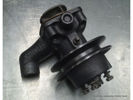 Pompe a eau moteur 14 cv Renault Prairie,Goelette,...