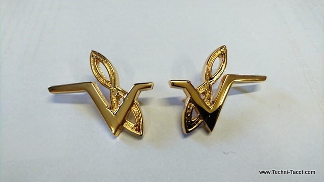 Insignes V8 racine custode Simca Versailles Chambord